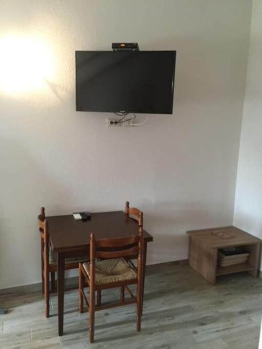 Apartment, 200M From Sea Brtonigla Eksteriør billede